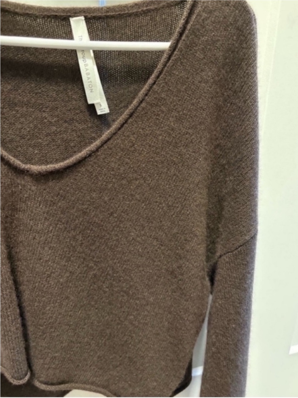 The Group by Babaton LUXE CASHMERE V-NECK SWEATER - Picture 7 of 10